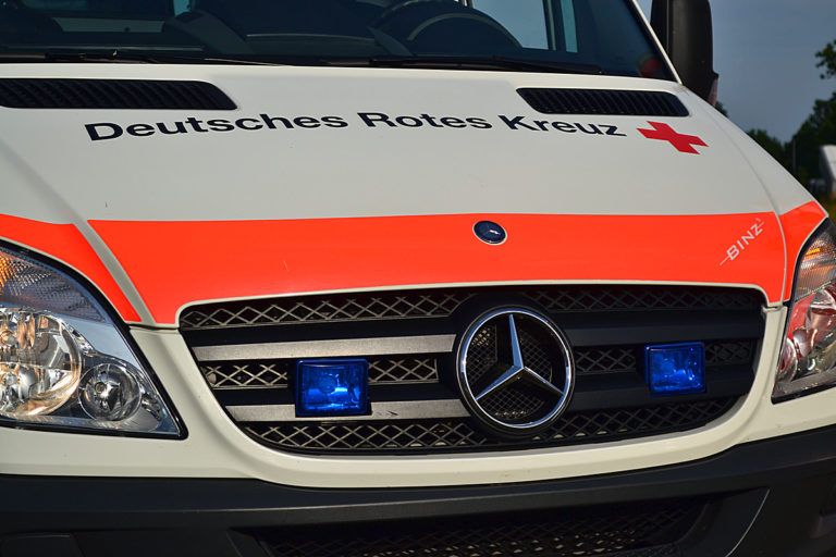 Mehr über den Artikel erfahren [Einsatz SEG-Rettung] Transport in das Krankenhaus Stade