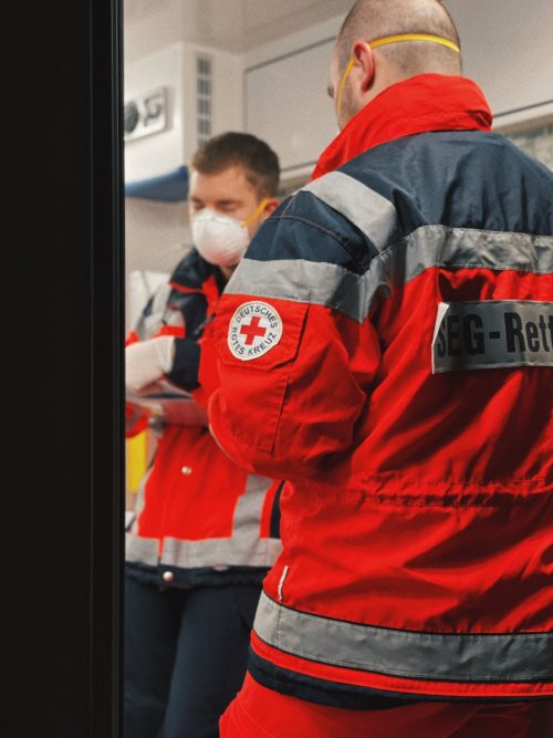 [Einsatz SEG-Rettung] Zimmerbrand in Zeven MiG